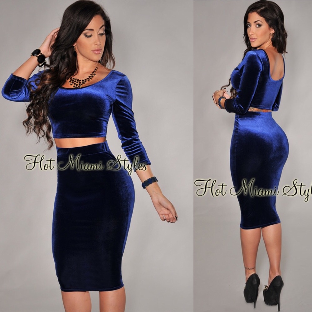 *****SOLD***** BLUE VELVET 2PC SET